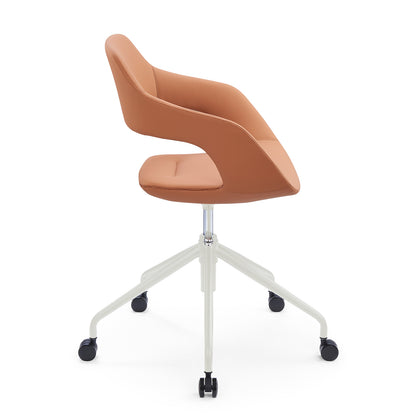 Oliver Medium Back Tan/White